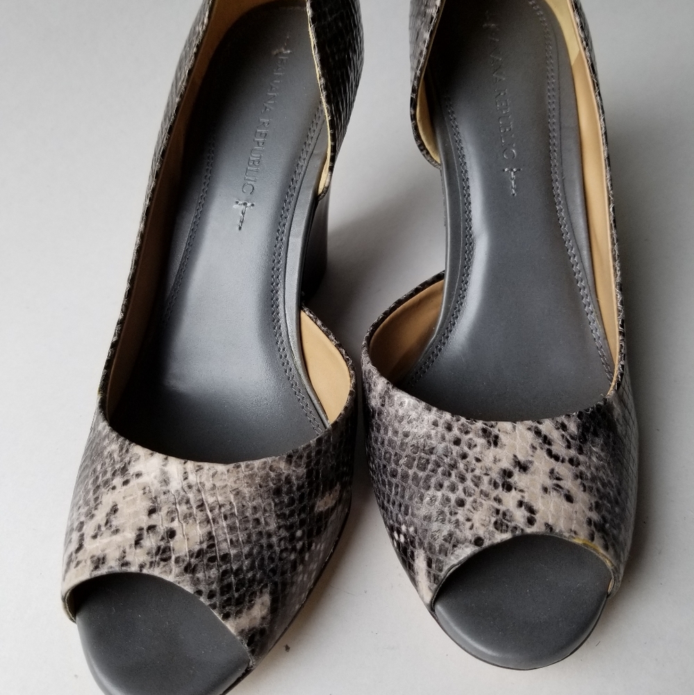 Banana Republic snakeskin look wedges, never worn